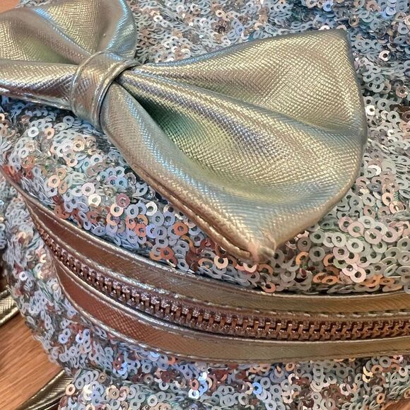 Loungefly Disney Parks Arendelle Aqua Frozen Minnie Ears Backpack Rare Retired - Picture 3 of 16